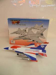 lot 35 image: LIBERTY CLASSICS By SPEC CAST COLLECTOR SERIES - PEPSI EXPRESS LOCKHEED F-16 FIGHTING FALCON AIRPLANE DIE-CAST METAL BANK - IN BOX - GREAT PIECE - NICE - SEE PICTURES