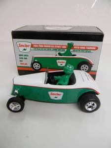 lot 46 image: VINTAGE SpecCast LIMITED EDITION 1oF 5000 SINCLAIR 1934 FORD ROADSTER STREETROD WITH DINO 125 SCALE DIE-CAST BANK - IN BOX - GREAT PIECE - NICE - SEE PICTURES