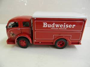 lot 63 image: The Danbury Mint Limited Edition 124 Die Cast Replica - 1955 Budweiser Delivery Truck - GREAT PIECE - NICE - SEE PICTURES