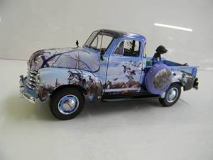 lot 67 image: The Danbury Mint Limited Edition 124 Die Cast Replica - 1953 Chevrolet Duck Hunters Pickup WAccessories - GREAT PIECE - NICE - SEE PICTURES