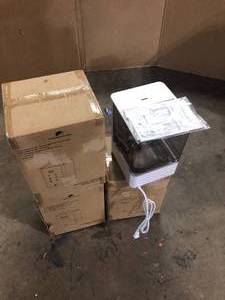 lot 15 image: Lot of MODERNCASA large room ultrasonic humidifier NIB Modern Casa MO-AH-02 Customer Returns See Pictures