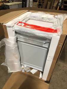 lot 32 image: Home Decorators Collection Aberdeen 24 in. W x 20 in. D Bath Vanity in Dove Grey with White Carrara Marble Top with White Sink Customer Returns See Pictures