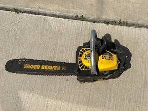 lot 9 image: Eager Beaver 14 Inch Chainsaw