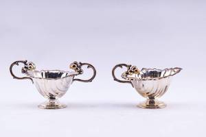 lot 103 image: Wallace Bros. Silverplate Cream and Sugar Set