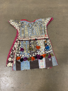 lot 301 image: Ornate Turkmen Childs Shirt or Tunic