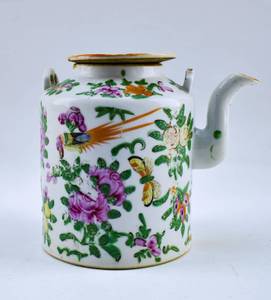lot 150 image: Antique Chinese Porcelain Teapot