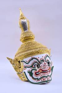 lot 8 image: Thai Hanuman Paper Mache White Monkey Mask