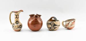 lot 288 image: 4 Pueblo Pottery Objects