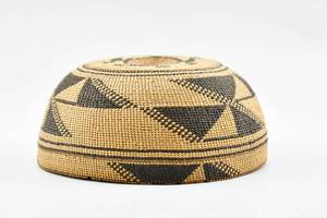 lot 292 image: Hupa Basket Hat