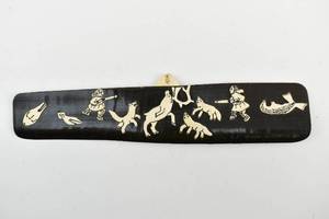 lot 295 image: Inuit Carving Plaque