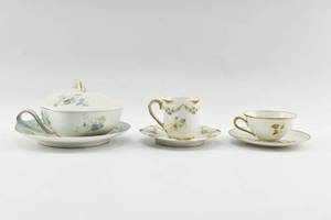 lot 201 image: Group of French & German Porcelain Dishes