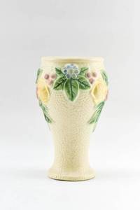 lot 208 image: Roseville Rozane 1917 Floral Vase