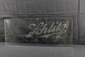 lot 309 image: Schlitz Beer Glue Chip Bar Sign