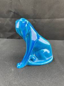 lot 334 image: Vintage Amaco Turquoise Blue Art Deco Cat Figure