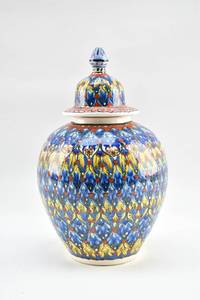 lot 5 image: Colorful Handmade Turkish Urn