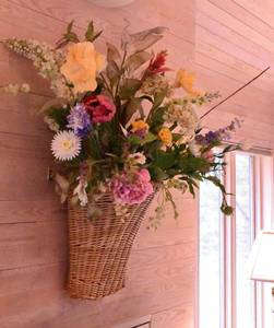 lot 300 image: Faux Floral Wall Hanging Arrangement in Basket
