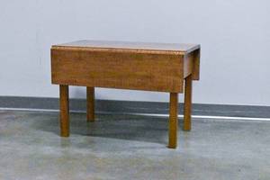 lot 143 image: Antique Drop-Leaf Wood Table