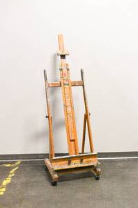 lot 117 image: BEST Richeson Wood Easel