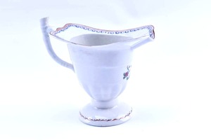lot 209 image: Antique Chinese Export Decorated Creamer