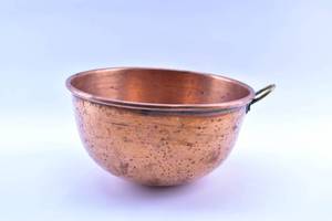 lot 70 image: Copper Mixing Bowl