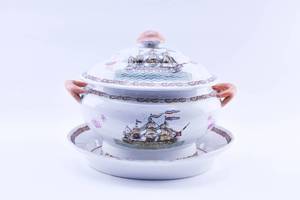 lot 202 image: 19th Century Chinese Export Porcelain Tureen with Ship Design