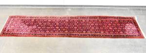lot 199 image: 20th c. Persian Red and Green Runner