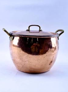 lot 68 image: Ruffoni 7.5 QT Hammered Copper Stockpot w Lid