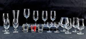 lot 255 image: 17 Assorted Barware