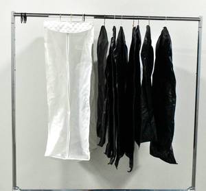 lot 345 image: 9 Hanging Garment Bags