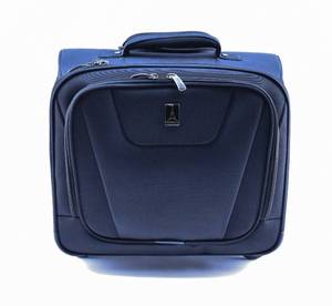 lot 356 image: TravelPro Small Roller Bag