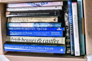 lot 333 image: 2 Boxes of Books, Mostly History