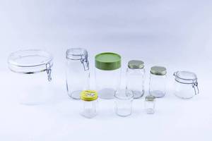 lot 383 image: 9 Clear Containers