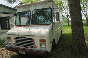 lot 14 image: Kurbmaster Panel Truck for Parts
