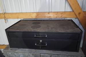 lot 11 image: Metal Tool Box with Key and Some Tools