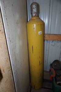 lot 8 image: Carbon Dioxide Tank