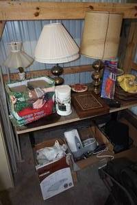 lot 84 image: Assorted Household with Table