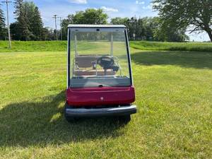 lot 19 image: 2007 Yamaha JB6 5-Seater Gas Golf Cart
