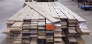 lot 9001 image: 1 X 5 Rustic Red Oak Tongue And Groove