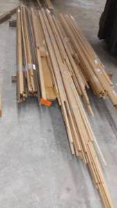 lot 9022 image: Misc. Mouldings.  Mostly Oak.