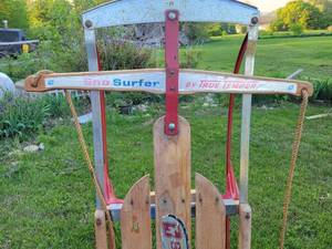 lot 8 image: Antique Toboggan By True Temper (SNOSURFER)