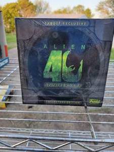 lot 94 image: Target Exclusive Alien 40 Comes with T-Shirt