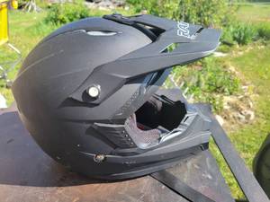 lot 106 image: Raider Moto-Cross Riding Helmut