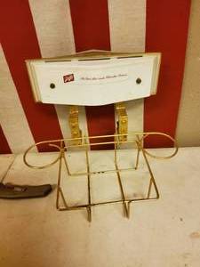 lot 135 image: Schlitz  beer table condament holder.