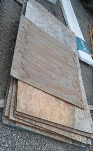 OSB, chip board 58 thick. Decent 4 x 8in. sheets quality (7)