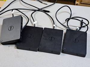 lot 29 image: Lot of (4) Dell Docking Stations K17A