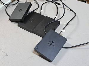 lot 41 image: Lot of (4) Dell Docking Stations K17A