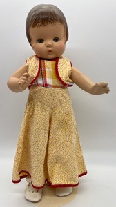 lot 12 image: Vintage Patsy Ann Effanbee Doll