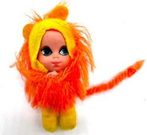 lot 104 image: Vintage Liddle Kiddles LUCKY LION ANIMIDDLE & GRETTA GRAPE Dolls