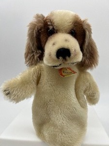 lot 145 image: Vintage Steiff Mohair Puppet - COCKIE Dog