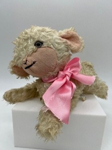 lot 148 image: Vintage Betsy McCalls Lamb and Friends